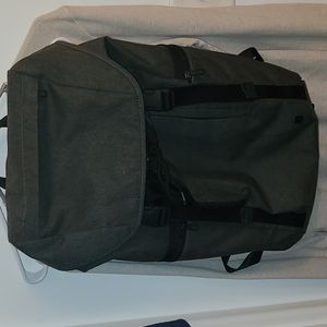 LULULEMON Command The Day Backpack 24L Heathered Core Dark Grey